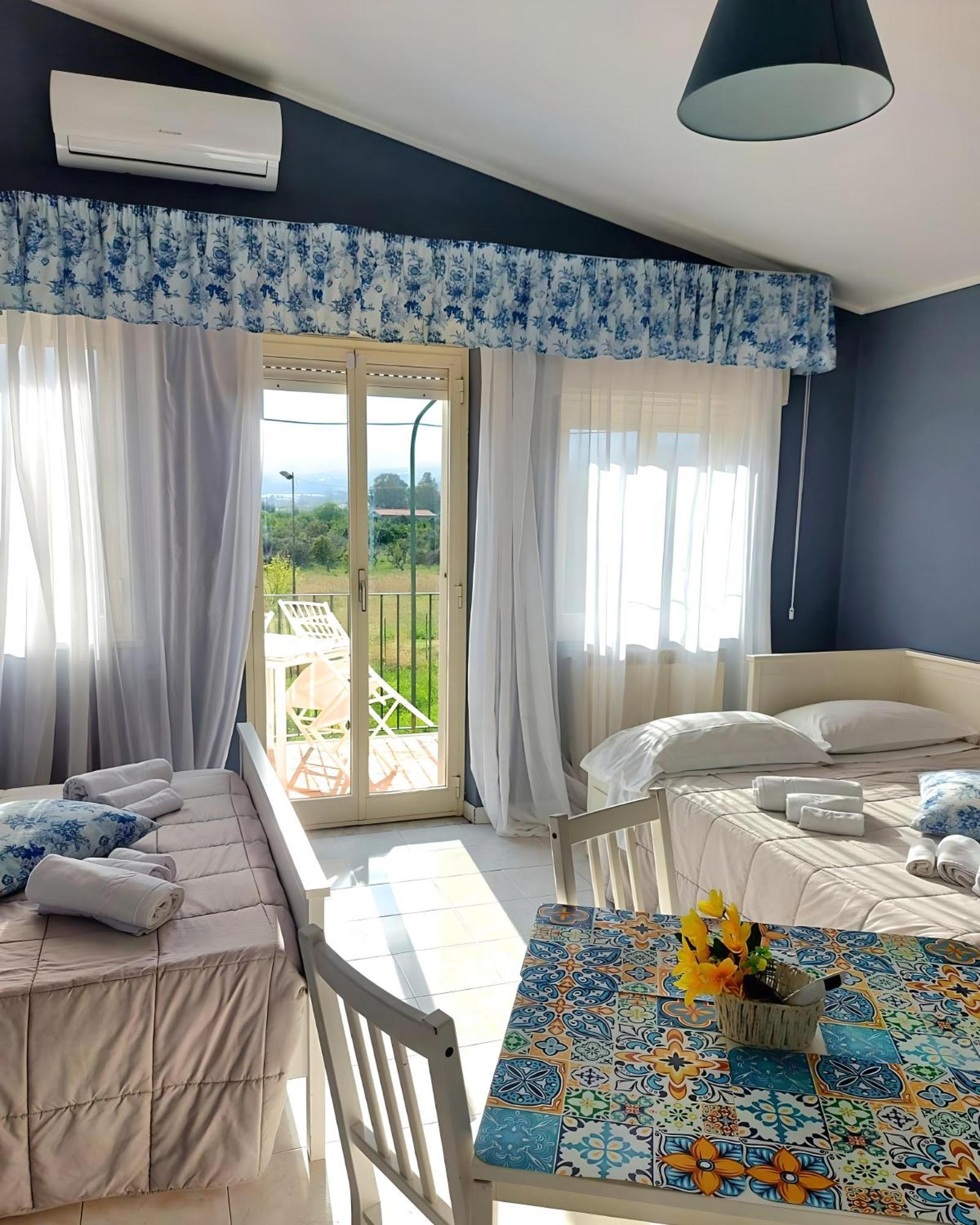 Villa Nadira Giardini Naxos Exteriör bild