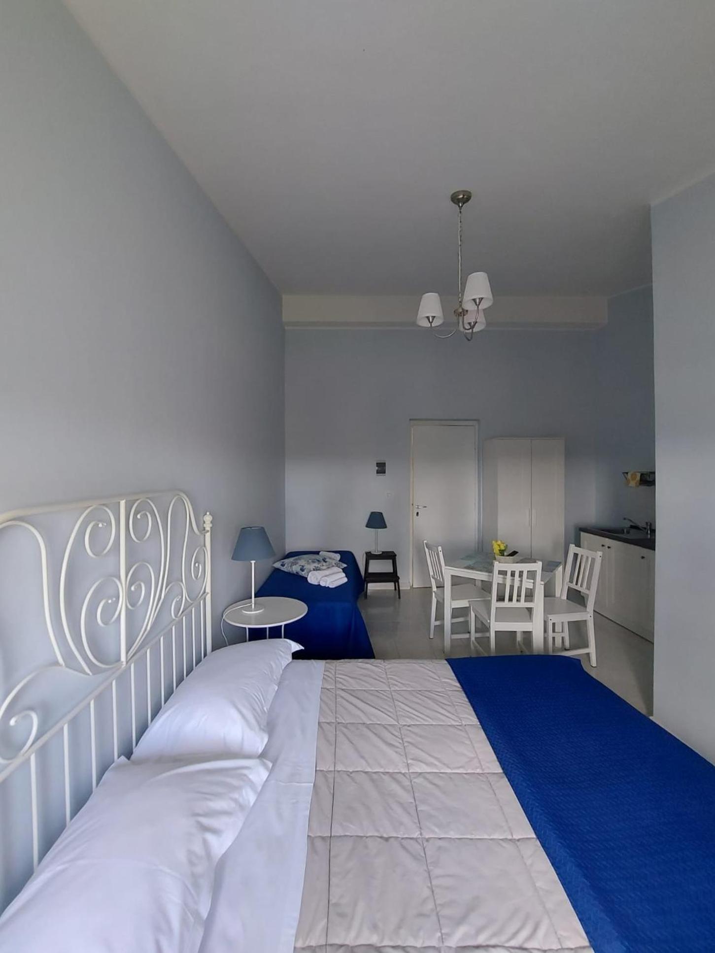 Villa Nadira Giardini Naxos Exteriör bild
