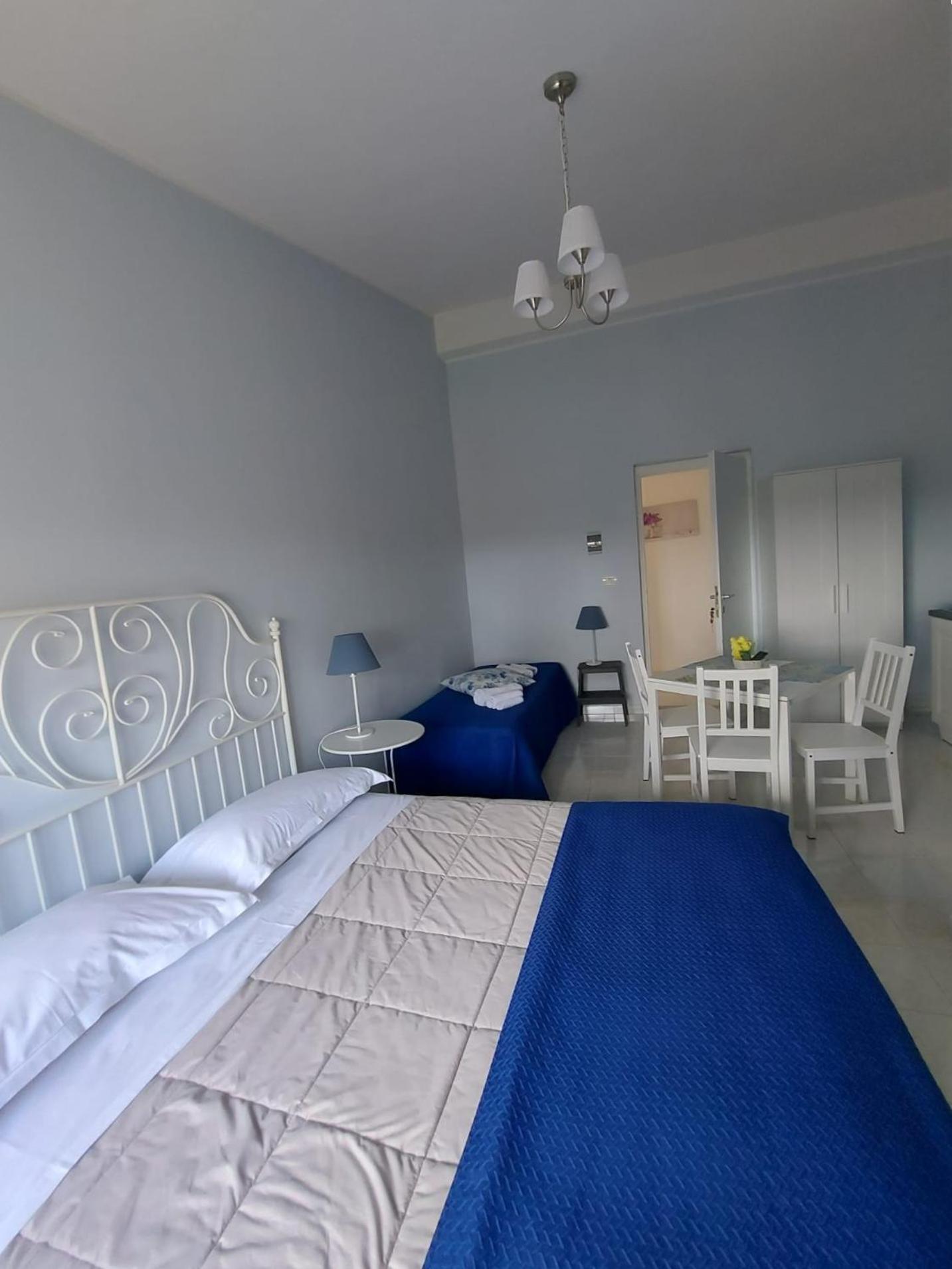 Villa Nadira Giardini Naxos Exteriör bild