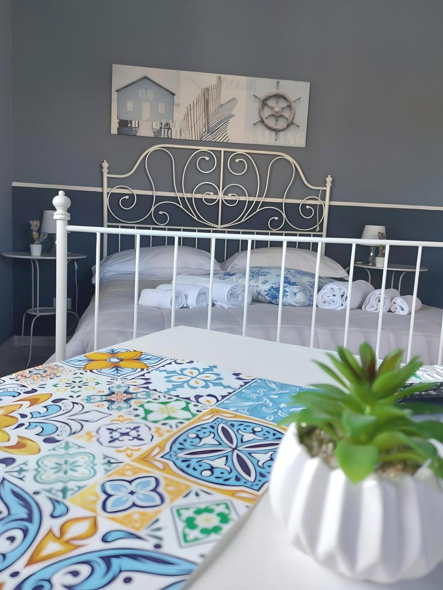 Villa Nadira Giardini Naxos Exteriör bild