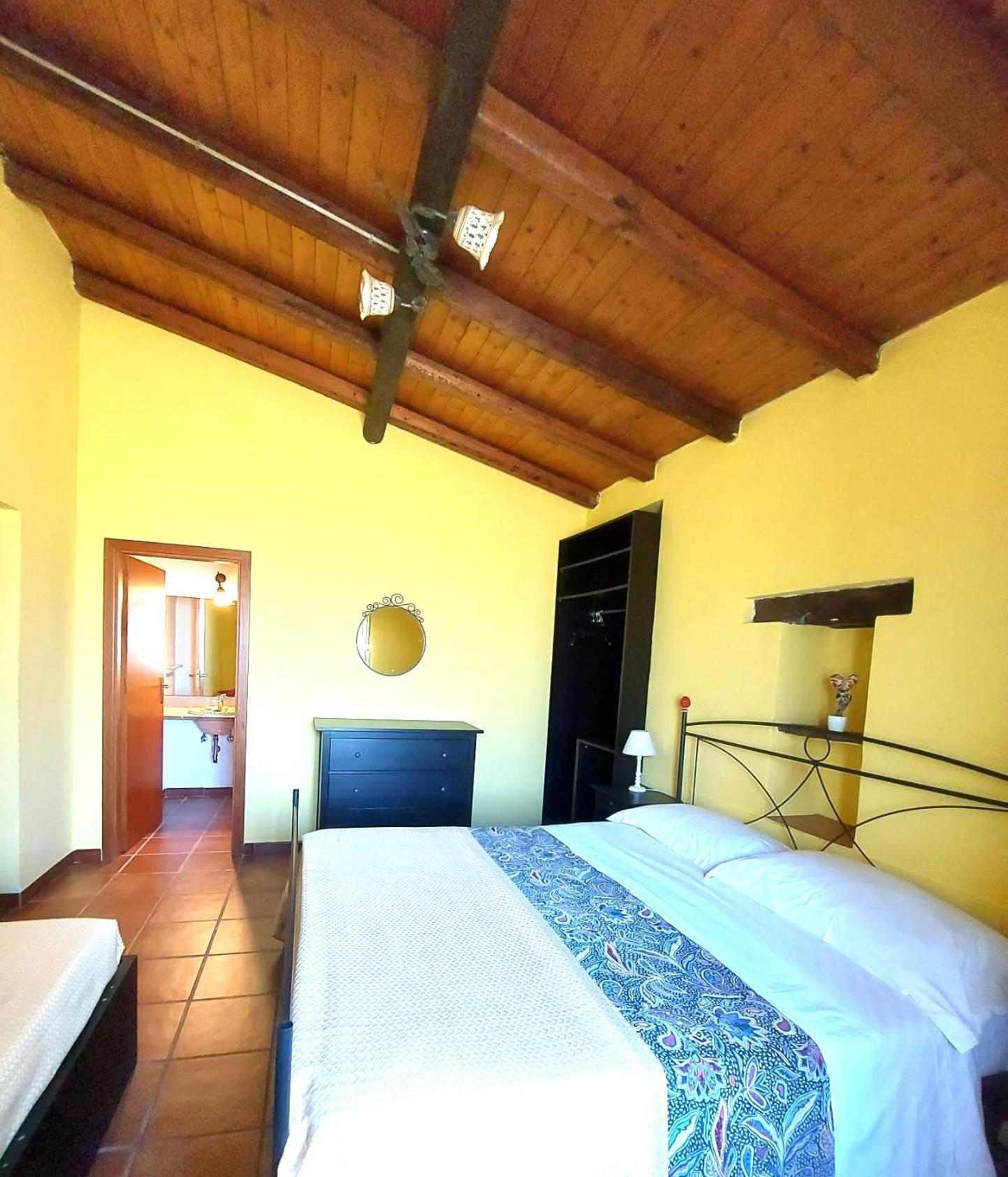 Villa Nadira Giardini Naxos Exteriör bild